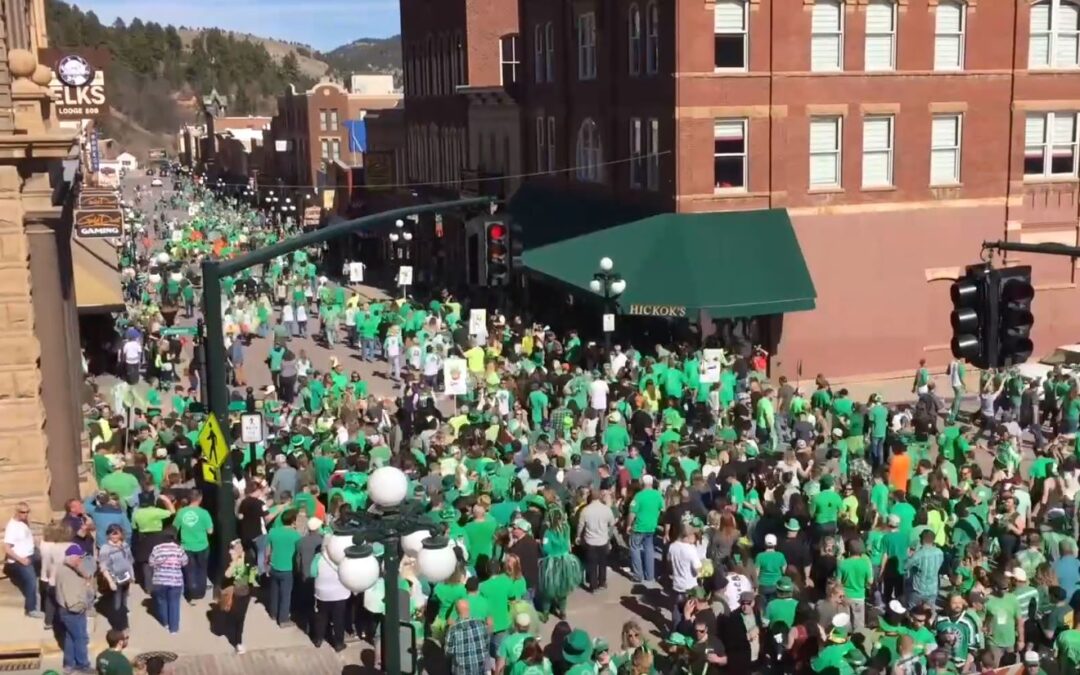 Éirinn go Brách! 4 Reasons to Stay in Deadwood for St. Patrick’s Day